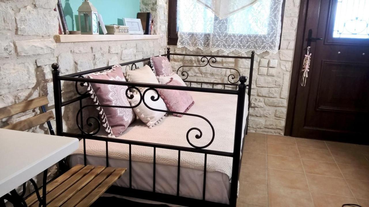 Stone Studio In Nature With View To Corfu Town! Evropouloi Esterno foto